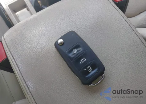 2012 Volkswagen Tiguan Se z USA, uszkodzony, nr VIN WVGAV7AX7CW534703